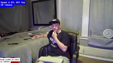 Amiri Roue online show from December 24, 6:33 am