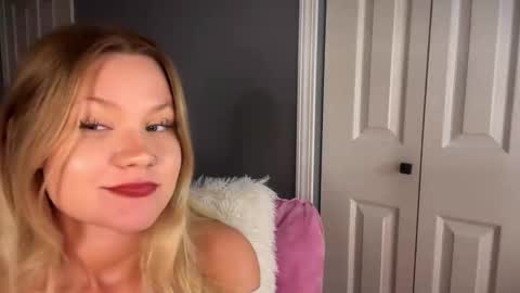 cassie online show from March 16, 6:01 pm