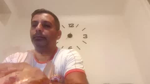 Snapshot of ihtiandar1008 chatting on November 1, 11:37 pm ihtiandar1008 online show from November 1, 11:37 pm