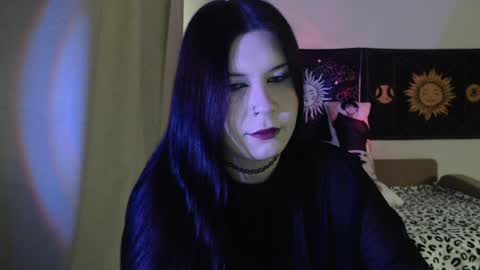 Vella online show from May 24, 3:29 pm