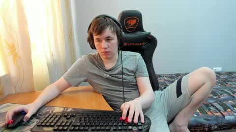 iliaskris online show from March 28, 8:38 am