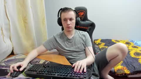 iliaskris online show from October 29, 1:07 am