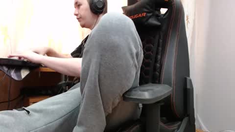 lord online show from November 5, 8:49 am