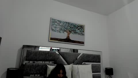 ILY   online show from November 5, 11:51 pm