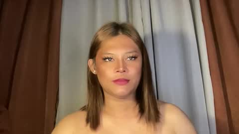 QUEEN KATH online show from April 17, 12:35 am