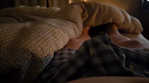 ilovepussy1974 online show from May 24, 3:58 am