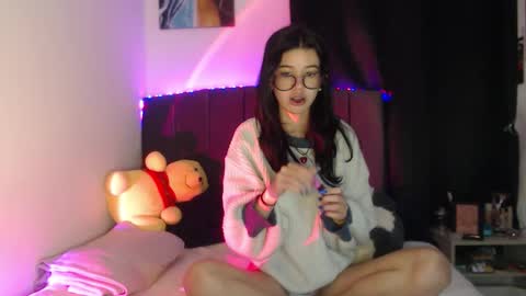 Ily Bea online show from April 21, 5:03 am