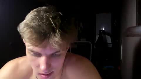 ilyahrr online show from March 26, 9:20 pm