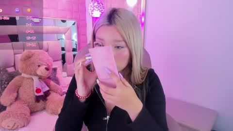 Snapshot of im__angelica chatting on October 6, 2:02 pm Ange online show from October 6, 2:02 pm
