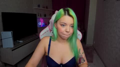 Roxy online show from March 5, 8:29 pm