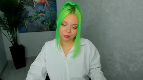 Roxy online show from February 8, 7:39 pm