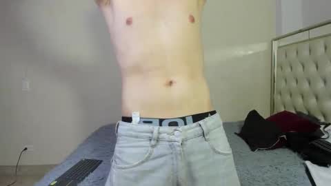Snapshot of im_emilianolux chatting on October 18, 8:35 pm IM EMILIANOLUX online show from October 18, 8:35 pm