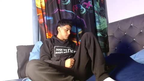 im_juanda online show from November 5, 8:33 pm