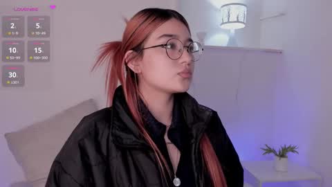 Snapshot of im_mave chatting on February 24, 1:21 pm Mave online show from February 24, 1:21 pm