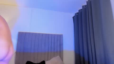 thomas online show from February 15, 12:59 pm