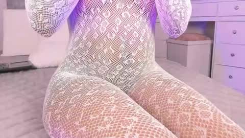 im_tyra online show from May 12, 6:00 am