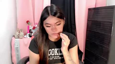 Snapshot of im_yourfairyannaxx chatting on September 24, 11:28 am im_yourfairyannaxx online show from September 24, 11:28 am