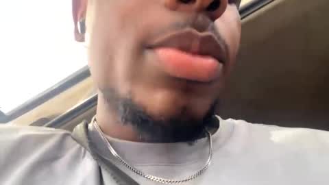 Snapshot of imaking01 chatting on December 9, 11:15 am imaking01 online show from December 9, 11:15 am