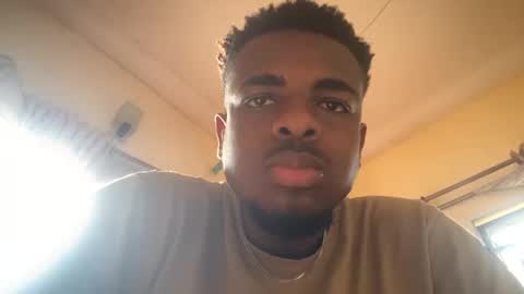 Snapshot of imaking01 chatting on February 2, 8:02 am imaking01 online show from February 2, 8:02 am