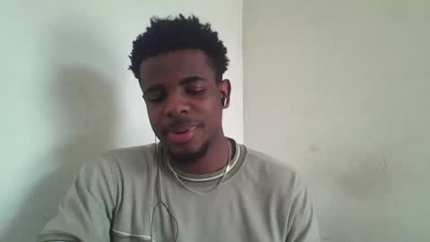 Snapshot of imaking01 chatting on October 2, 2:16 pm imaking01 online show from October 2, 2:16 pm