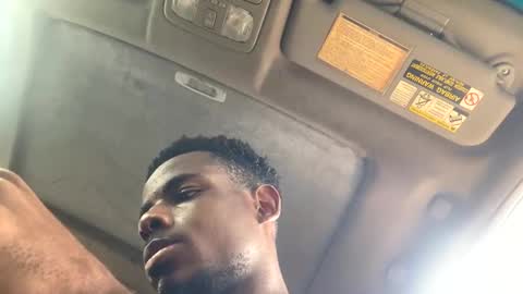 Snapshot of imaking01 chatting on December 12, 11:28 am imaking01 online show from December 12, 11:28 am