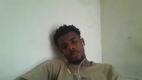 Snapshot of imaking01 chatting on October 9, 2:44 pm imaking01 online show from October 9, 2:44 pm