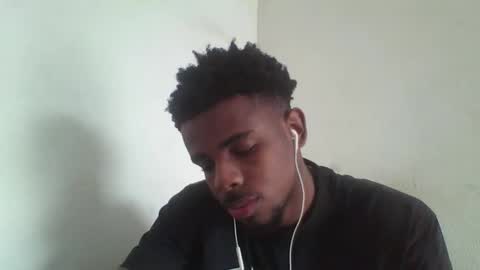 Snapshot of imaking01 chatting on September 22, 9:24 am imaking01 online show from September 22, 9:24 am