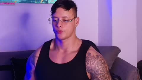 imconor online show from April 21, 8:27 pm