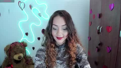 mia ---------  COL TIME online show from February 21, 10:24 pm