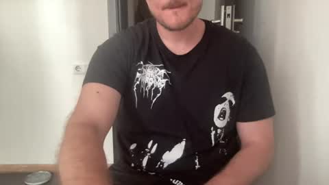 imnotall online show from July 15, 11:37 am