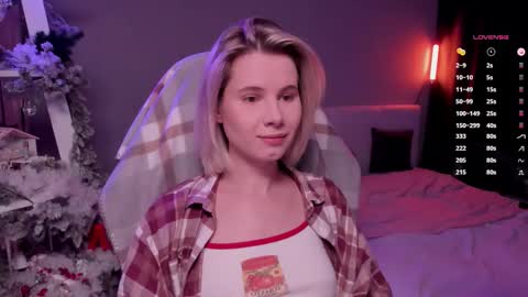 Mia online show from January 12, 1:29 pm