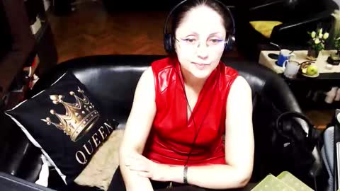 Empress online show from April 10, 7:07 pm