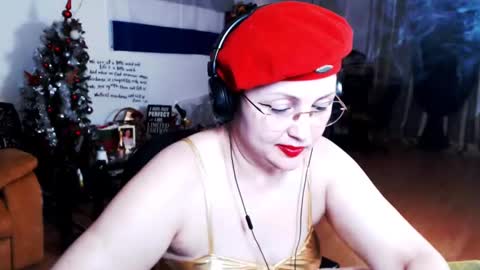 Empress online show from February 25, 11:04 pm