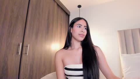 sarah online show from February 1, 11:02 pm