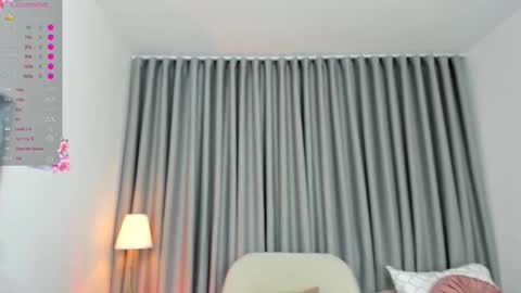 Sofia Guzman   Schedule 9 AM - 5 PM GMT-5 online show from March 19, 2:50 am