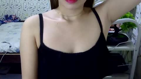 Im sad because im lonely wish help me here online show from May 29, 10:57 am