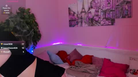 INARI online show from October 29, 9:48 pm