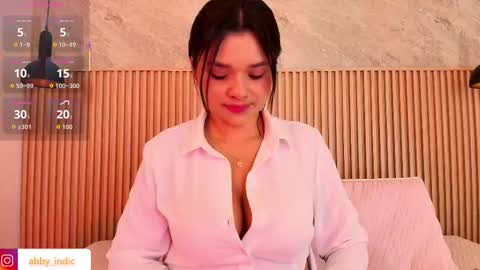 Indi Catalina online show from November 7, 1:02 pm