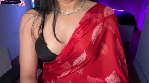 Ayesha online show from April 22, 7:10 pm