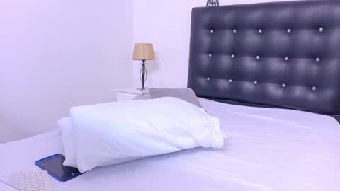 indian_delight18 online show from January 2, 11:38 pm