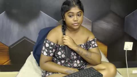 Melz online show from March 25, 7:04 am