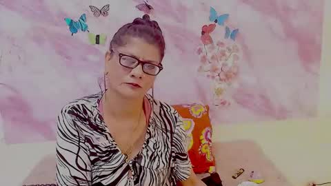 Femiez online show from November 25, 6:01 am