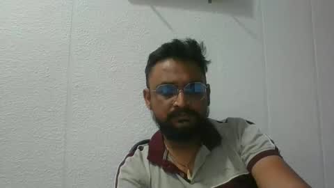 Snapshot of indianlover1433 chatting on October 6, 4:52 am Indian lover online show from October 6, 4:52 am