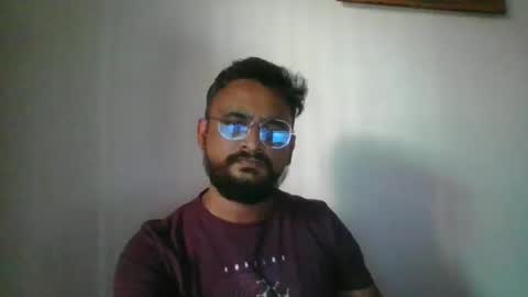 Snapshot of indianlover1433 chatting on February 18, 11:22 am Indian lover online show from February 18, 11:22 am