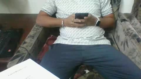 Snapshot of indianlover1433 chatting on December 26, 12:05 pm Indian lover online show from December 26, 12:05 pm