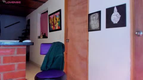 Snapshot of ink_demon chatting on October 1, 2:10 am demon online show from October 1, 2:10 am