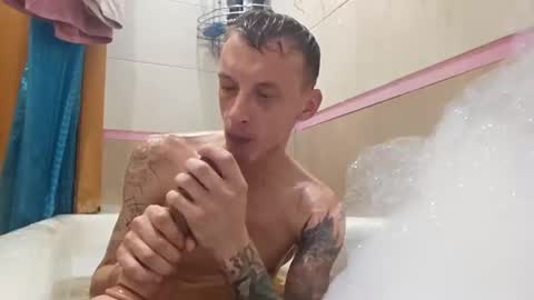 Snapshot of inkedjamesx chatting on September 19, 9:57 am James online show from September 19, 9:57 am