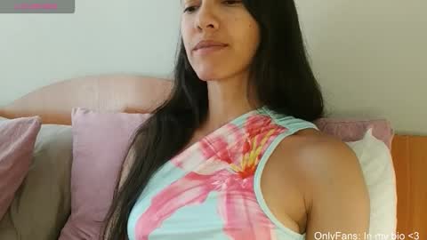 Laroa online show from February 15, 10:41 pm