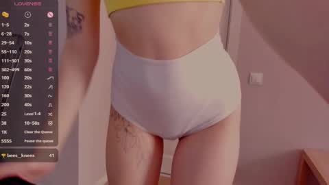 Snapshot of internetsexplorer chatting on March 11, 10:51 am Bernadette  Join  online show from March 11, 10:51 am