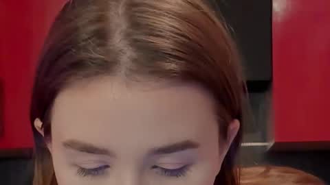 Snapshot of internetsexplorer chatting on March 12, 3:40 pm Bernadette  Join  online show from March 12, 3:40 pm